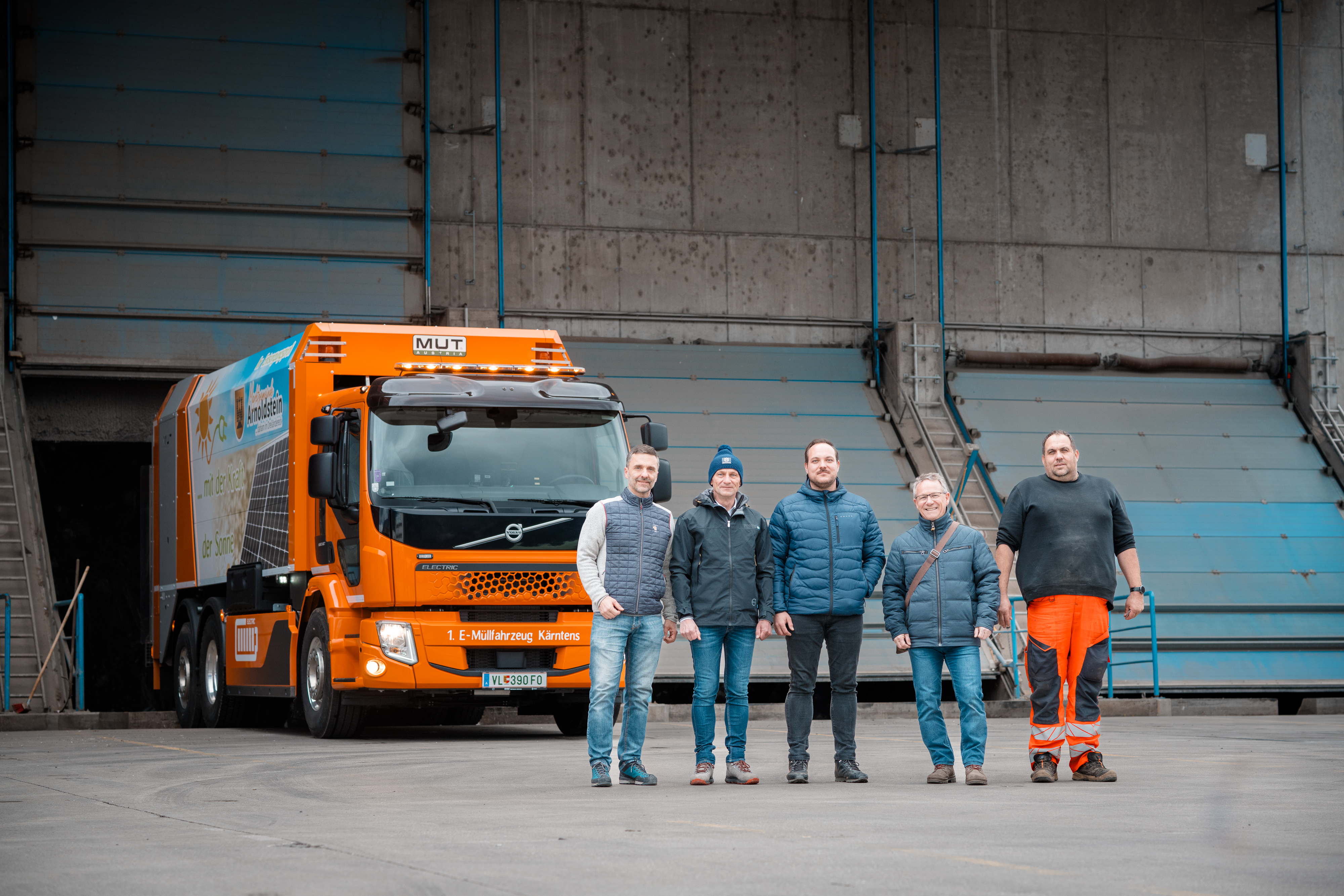 Übergabe eines ROTO MUT an die Gemeinde Arnoldstein